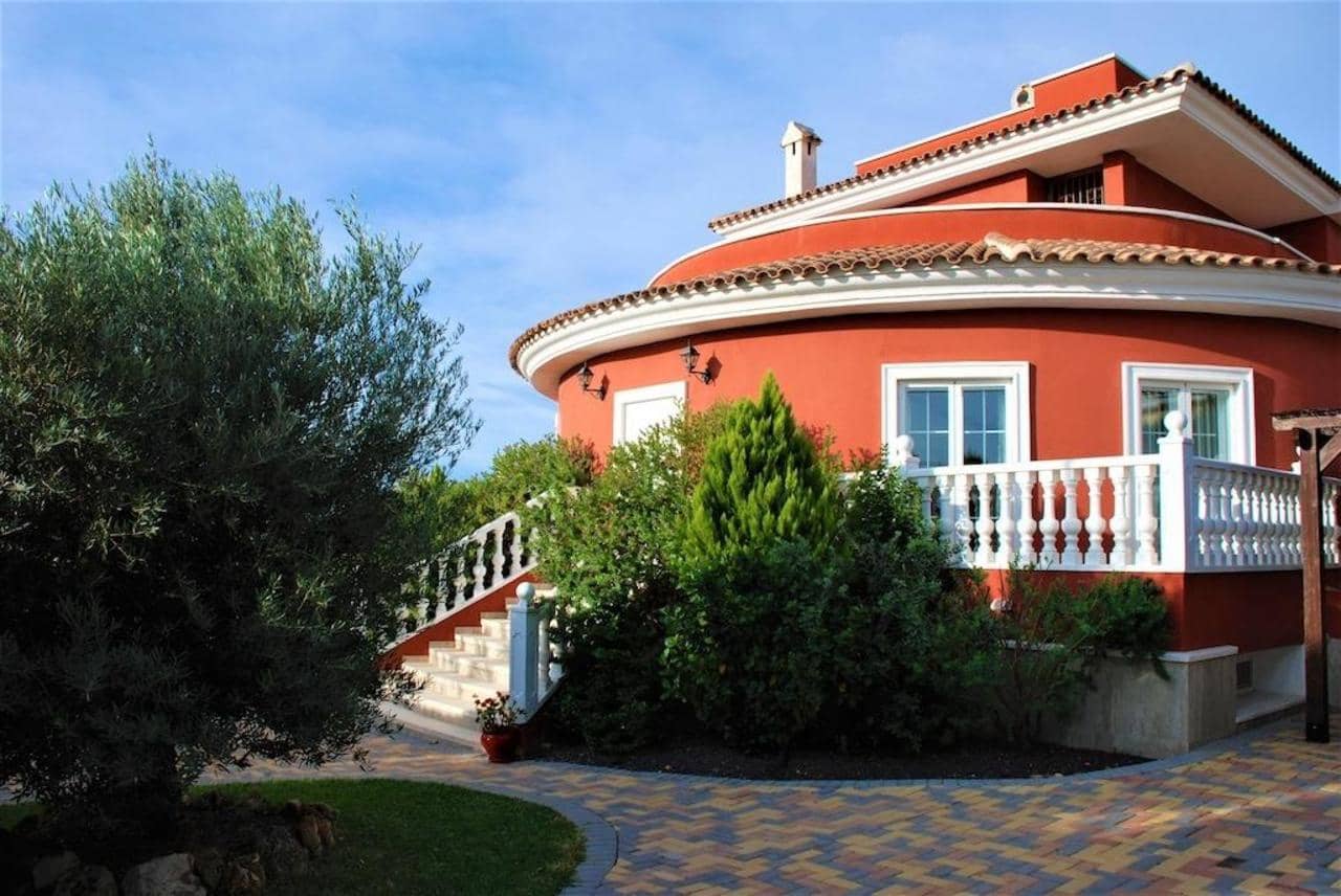 5 bedroom Villa for sale in Rojales - € 790,000 (Ref: 9655646)