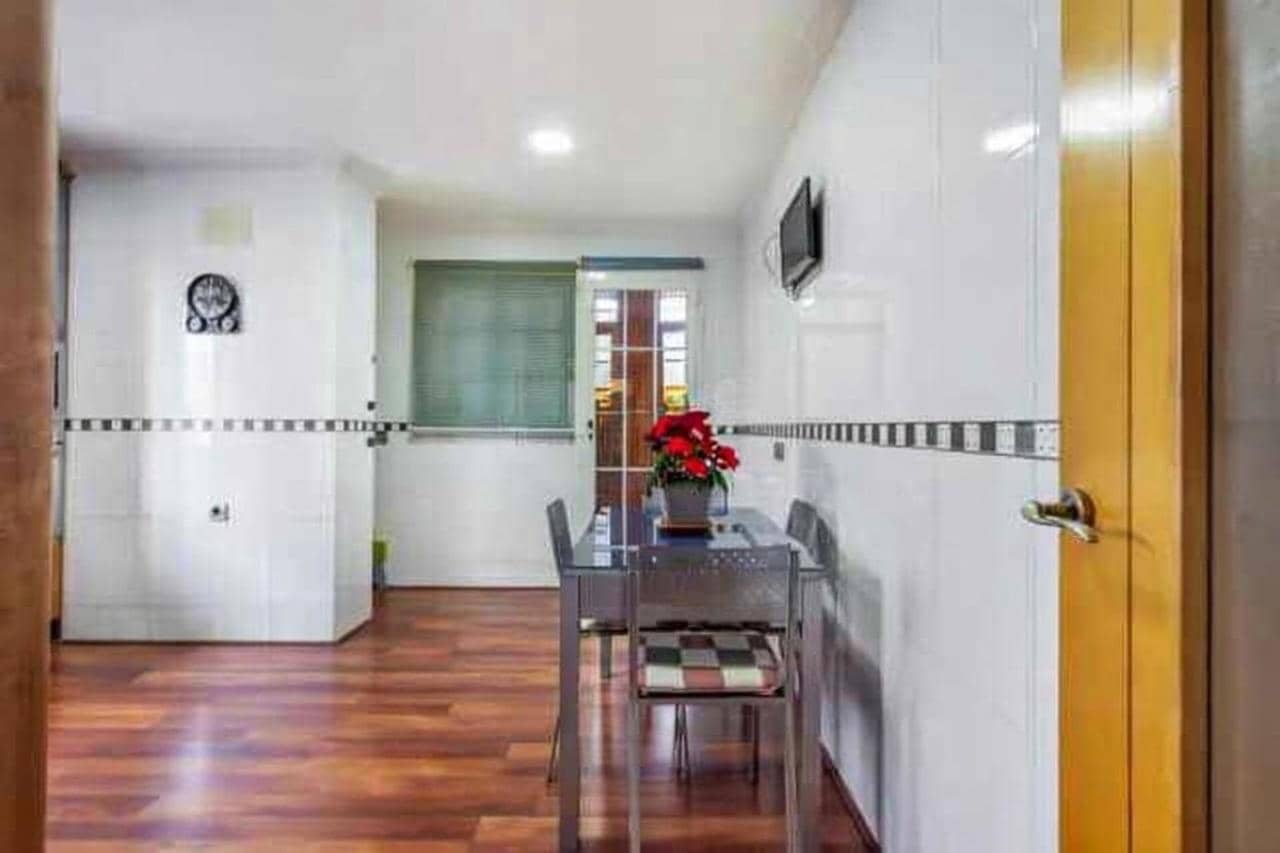 4 makuuhuone Huvila myytävänä paikassa Torrevieja mukana uima-altaan - 499 000 € (Ref: 9658302)