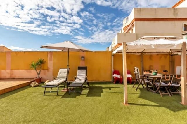 4 soveværelse Villa til salg i El Molino, Torrevieja med swimmingpool - € 499.000 (Ref: 9658302)