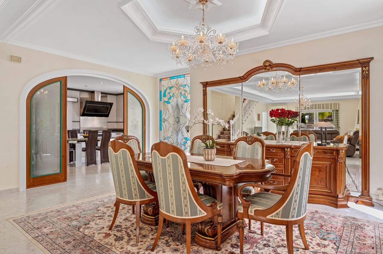 4 sovrum Villa till salu i Ciudad Quesada med pool - 750 000 € (Ref: 9658314)