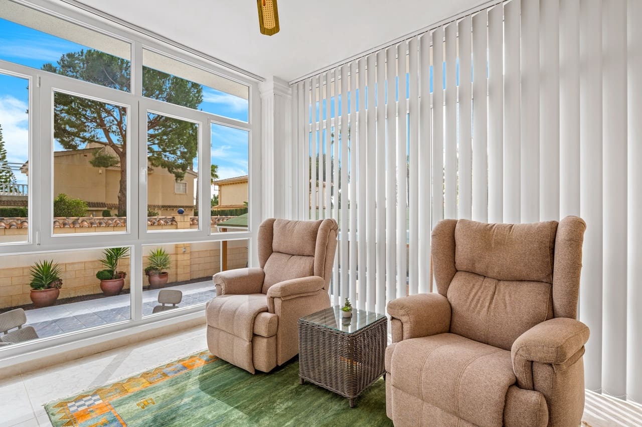 4 sovrum Villa till salu i Ciudad Quesada med pool - 750 000 € (Ref: 9658314)