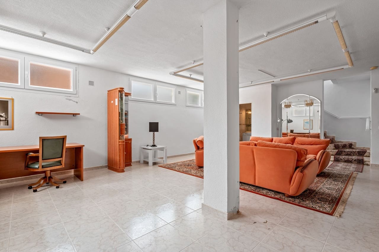 4 sypialnia Willa na sprzedaż w Ciudad Quesada z basenem garażem - 750 000 € (Ref: 9658314)