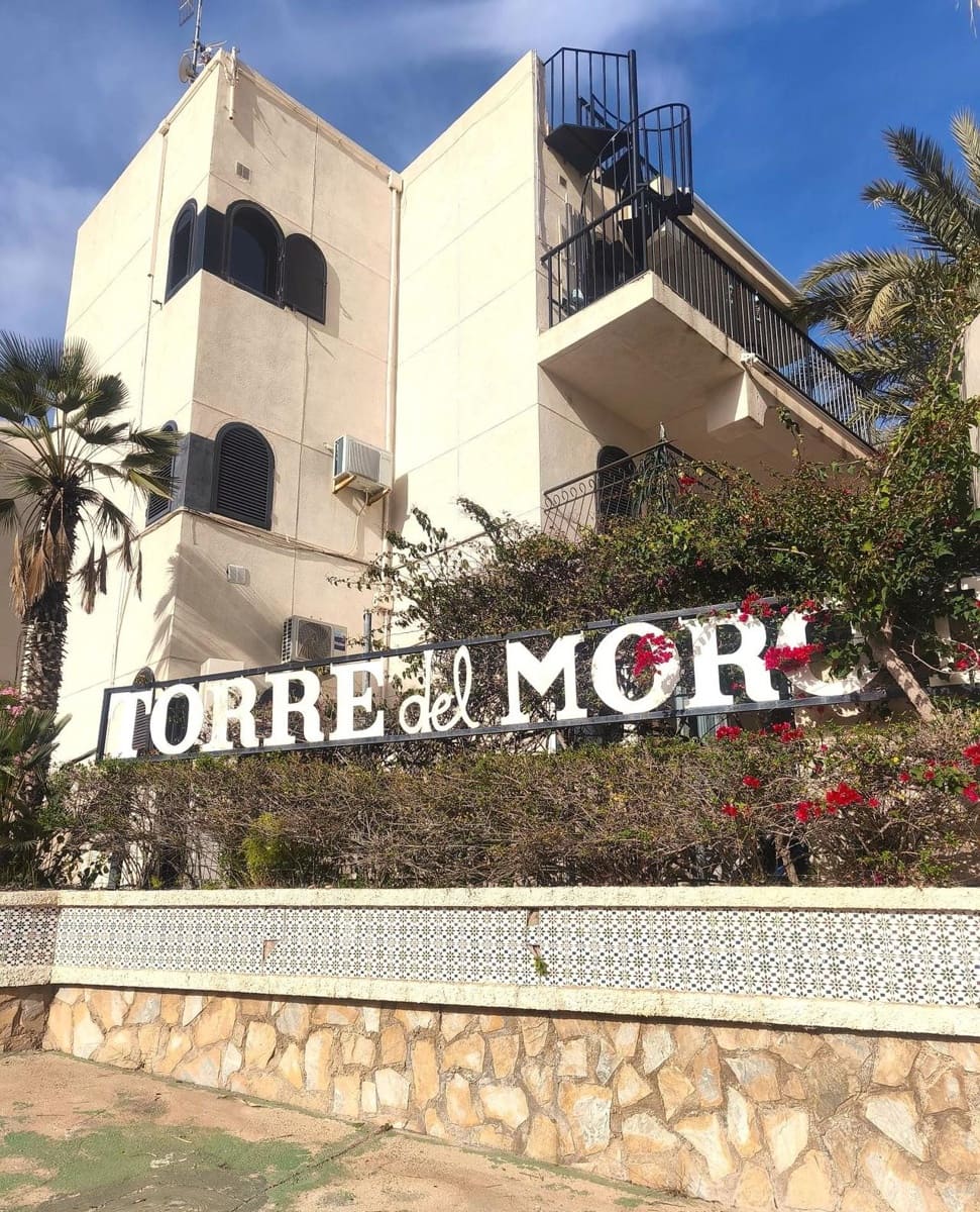 1 slaapkamer Appartement te koop in Torrevieja met zwembad - € 199.000 (Ref: 9660801)