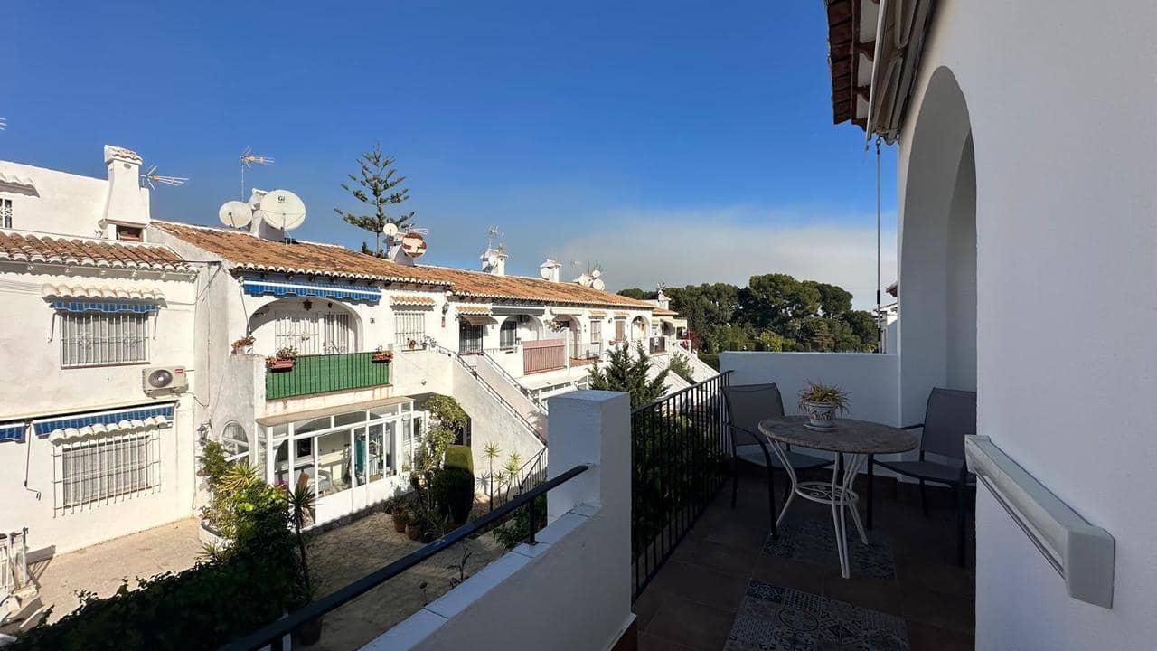 Bungalow de 2 habitaciones en Torrevieja en venta - 189.900 € (Ref: 9663384)