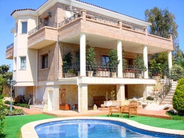 4 slaapkamer Villa te koop in Ciudad Quesada, Rojales - € 630.000 (Ref: 9669916)