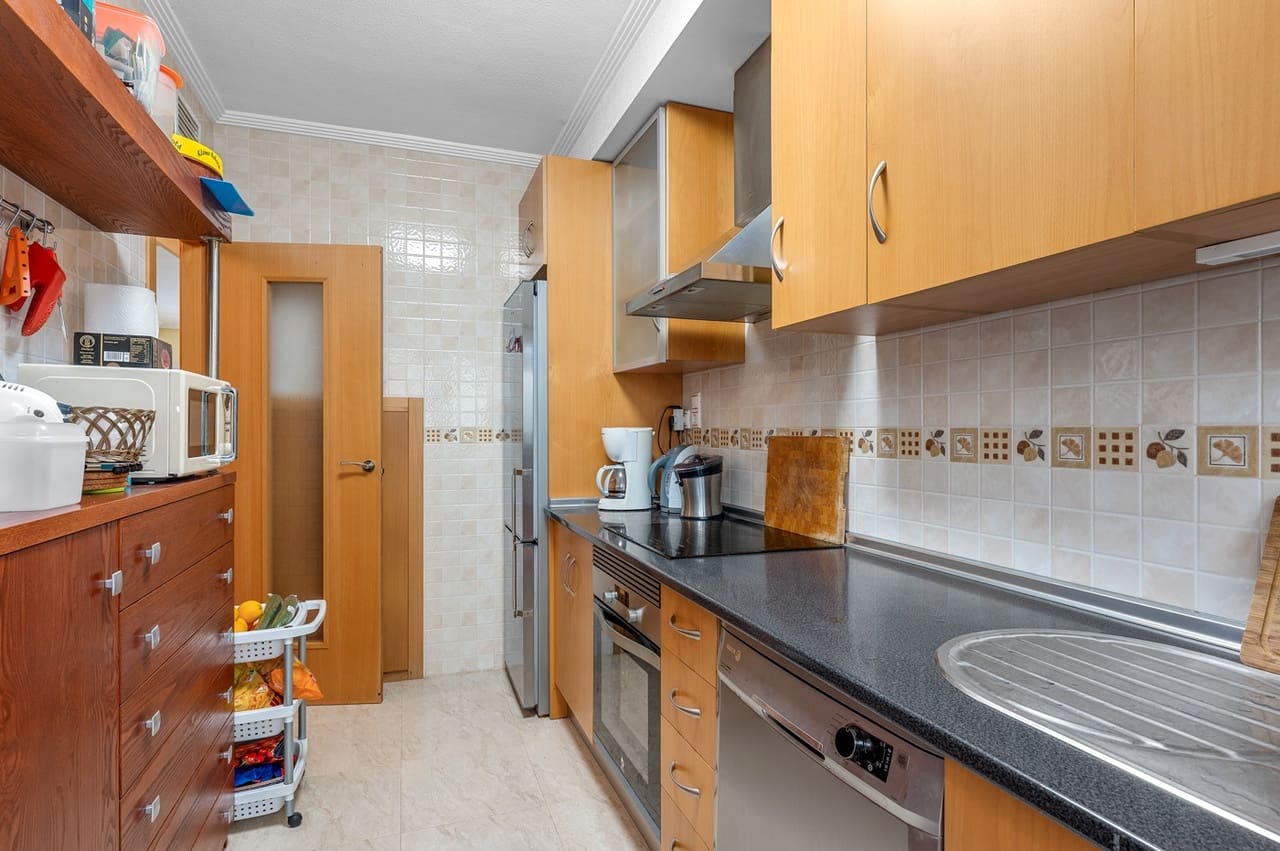 3 slaapkamer Villa te koop in Orihuela Costa met zwembad - € 345.000 (Ref: 9673786)