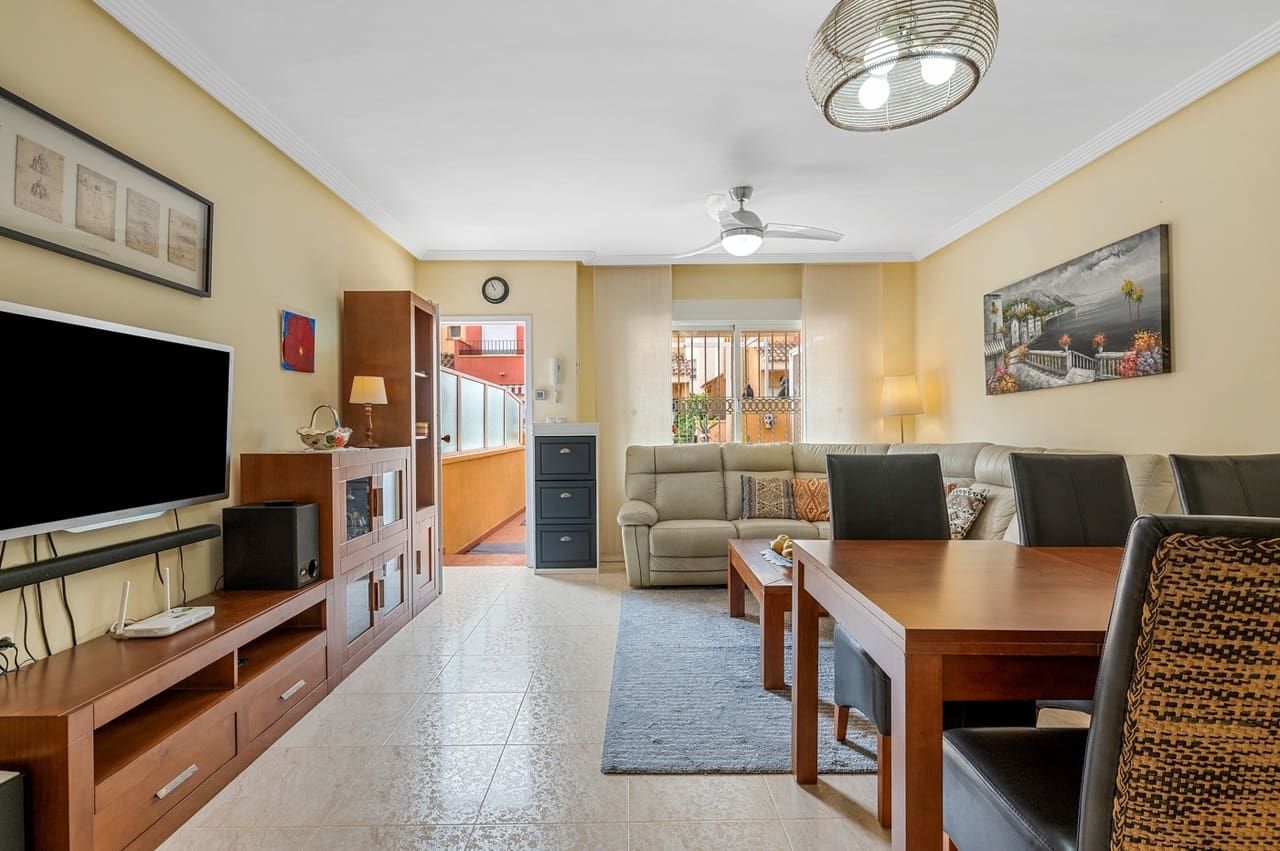 3 soverom Villa til salgs i Orihuela Costa med svømmebasseng - € 345 000 (Ref: 9673786)