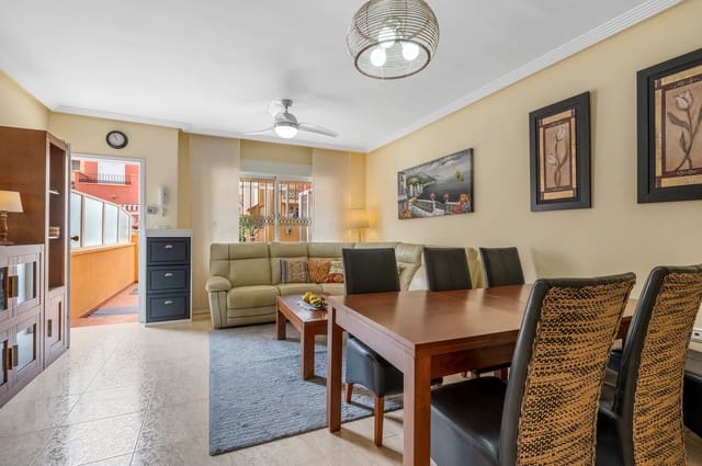 3 soverom Villa til salgs i Dehesa de Campoamor, Orihuela med svømmebasseng - € 345 000 (Ref: 9673786)