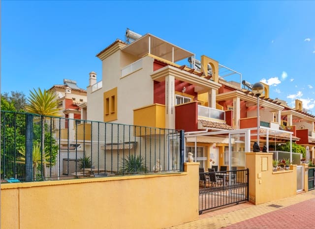 3 soverom Villa til salgs i Dehesa de Campoamor, Orihuela med svømmebasseng - € 345 000 (Ref: 9673786)