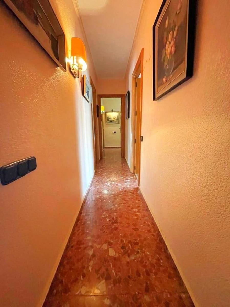 Apartamento de 4 habitaciones en Torrevieja en venta - 475.000 € (Ref: 9673794)