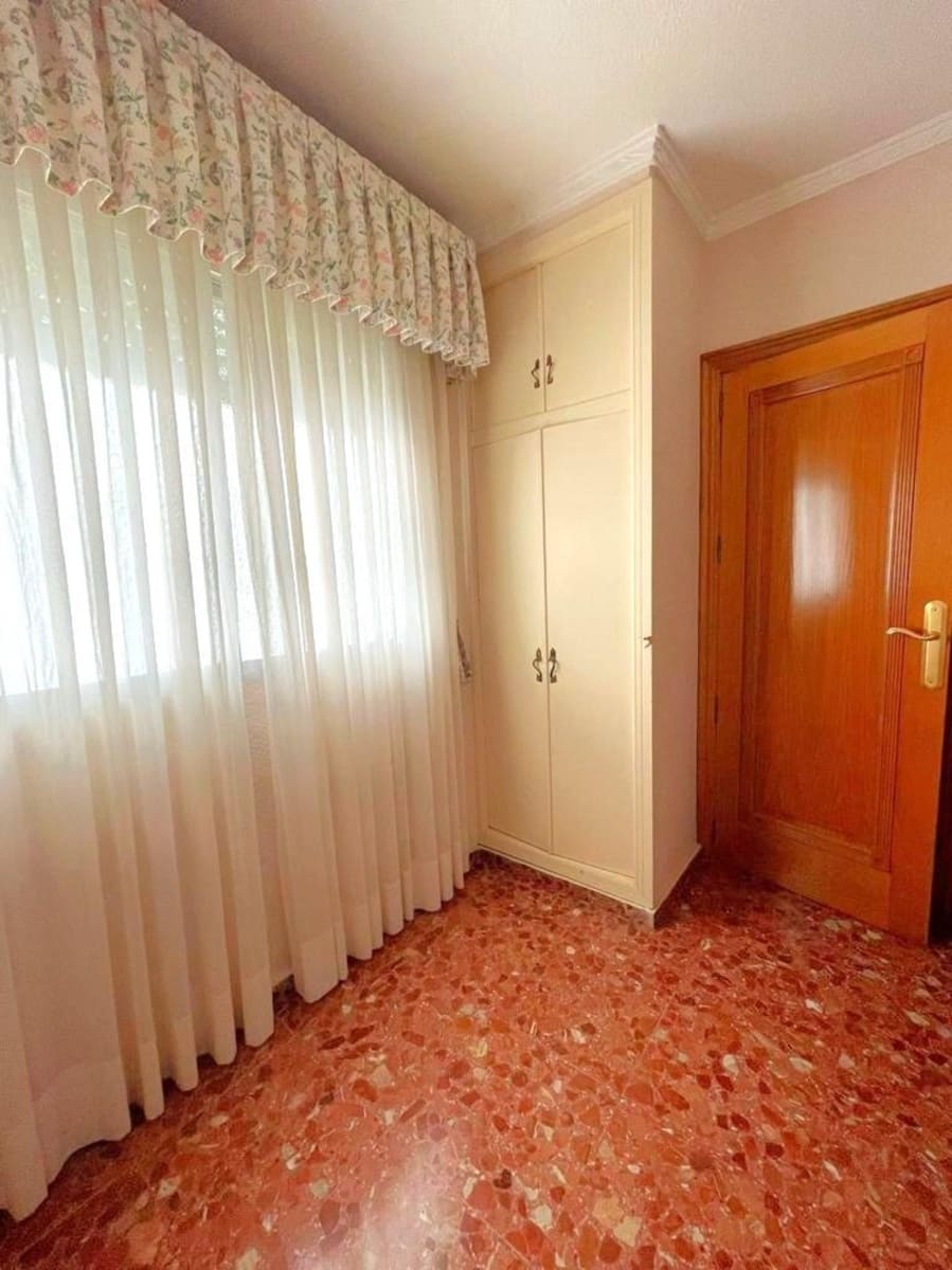 Apartamento de 4 habitaciones en Torrevieja en venta - 475.000 € (Ref: 9673794)