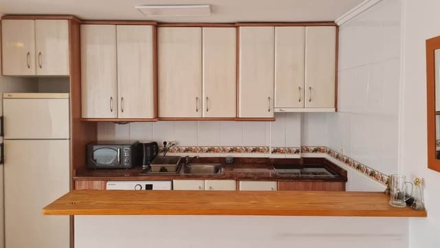 2 soverom Penthouse til salgs i Villamartin, Orihuela - € 148 000 (Ref: 9673796)