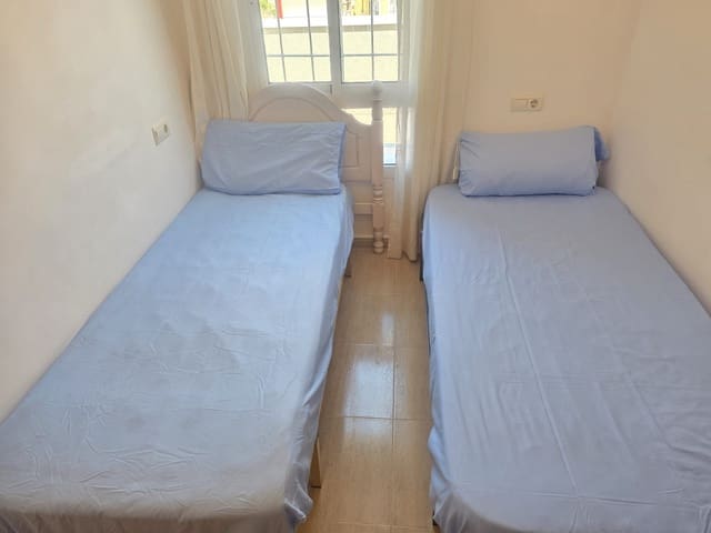2 soveværelse Lejlighed til salg i Villamartin, Orihuela - € 139.900 (Ref: 9673796)