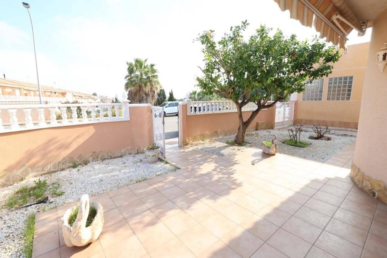 3 Zimmer Villa zu verkaufen in Torrevieja - 330.000 € (Ref: 9673800)