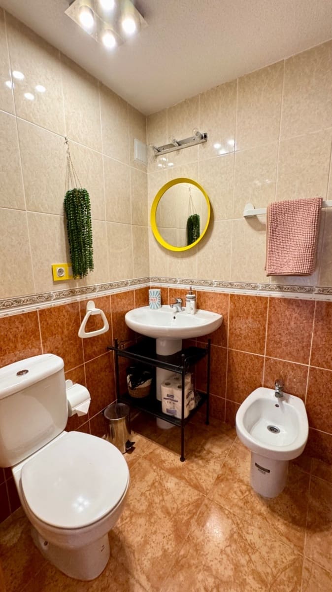 2 sovrum Lägenhet till salu i Torrevieja - 132 900 € (Ref: 9676757)