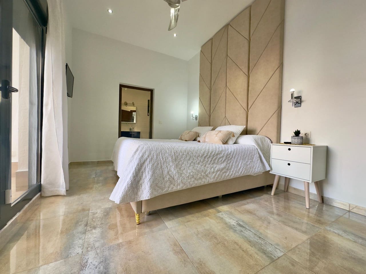 4 soverom Villa til salgs i Pilar de la Horadada med svømmebasseng - € 595 000 (Ref: 9676760)