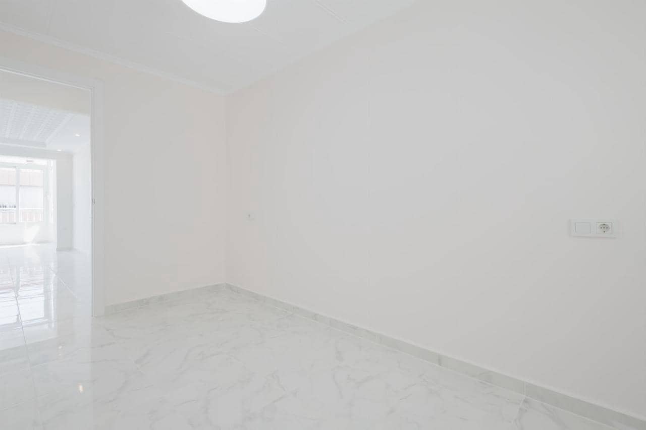 3 soverom Leilighet til salgs i Torrevieja - € 249 000 (Ref: 9679458)