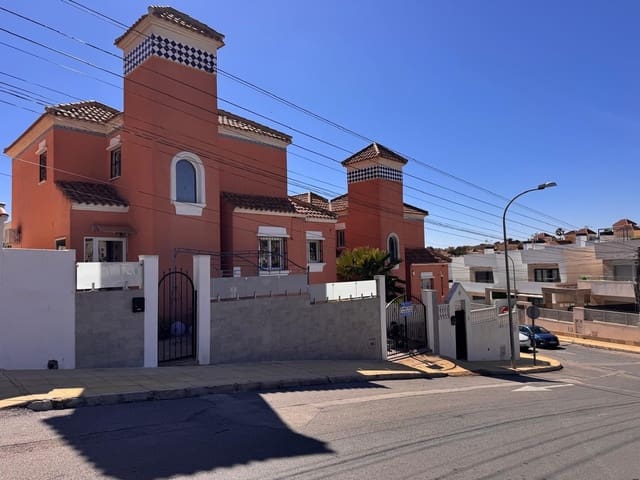 3 chambre Villa/Maison à vendre à San Miguel de Salinas - 329 995 € (Ref: 9682353)