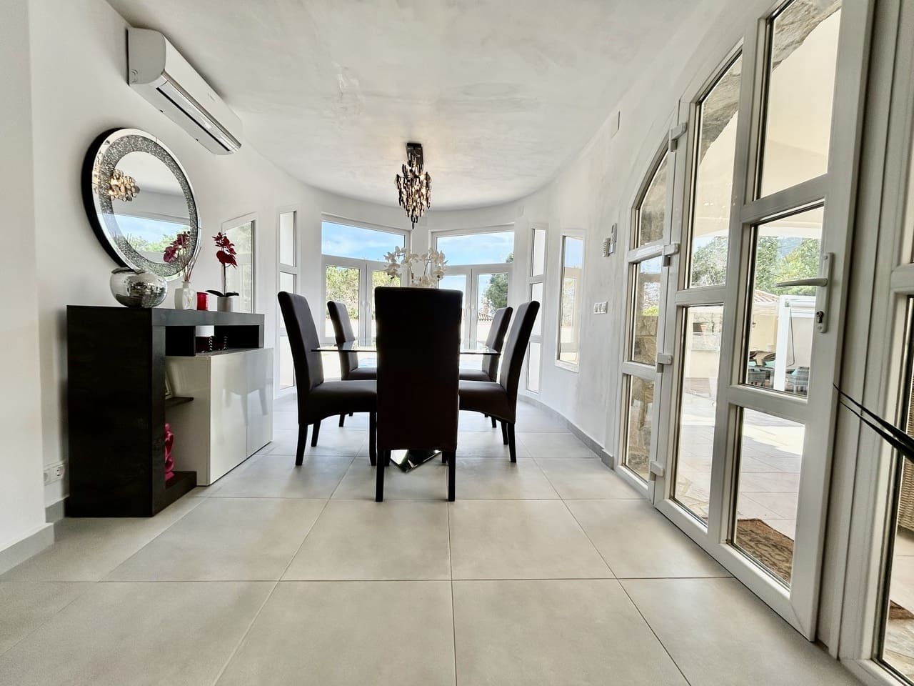 6 Zimmer Villa zu verkaufen in Cabo Roig - 799.000 € (Ref: 9682354)