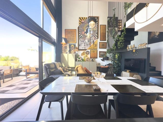 3 Zimmer Penthouse zu verkaufen in Dehesa de Campoamor, Orihuela mit Pool - 639.000 € (Ref: 9682362)