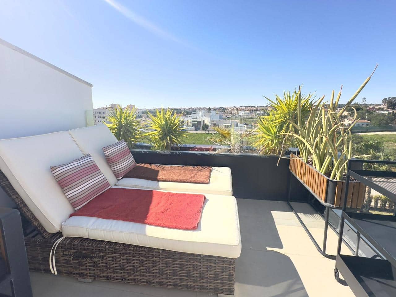 3 Zimmer Penthouse zu verkaufen in Orihuela Costa mit Pool - 639.000 € (Ref: 9682362)