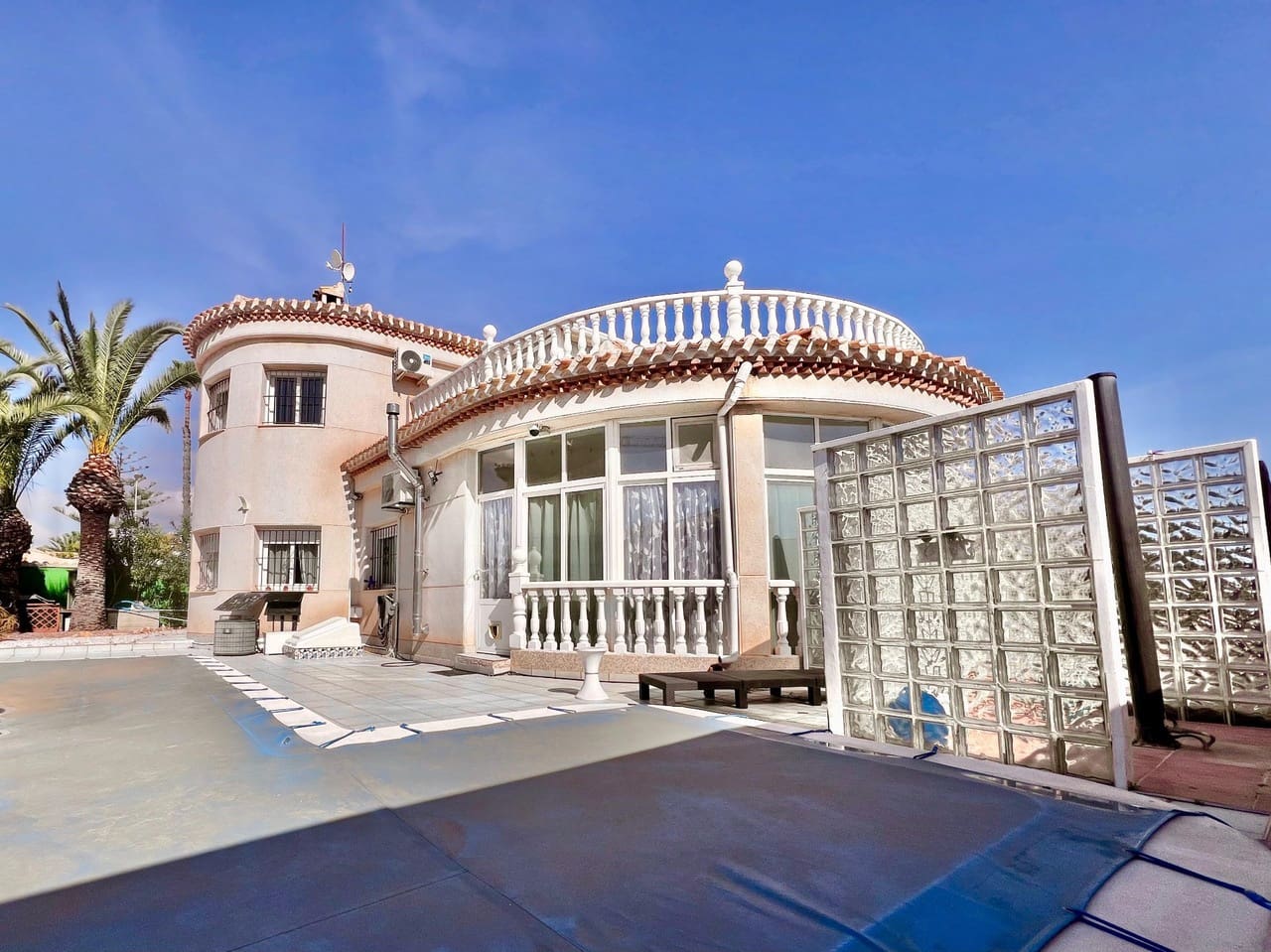 4 soveværelse Villa til salg i Orihuela Costa med swimmingpool - € 639.900 (Ref: 9683371)