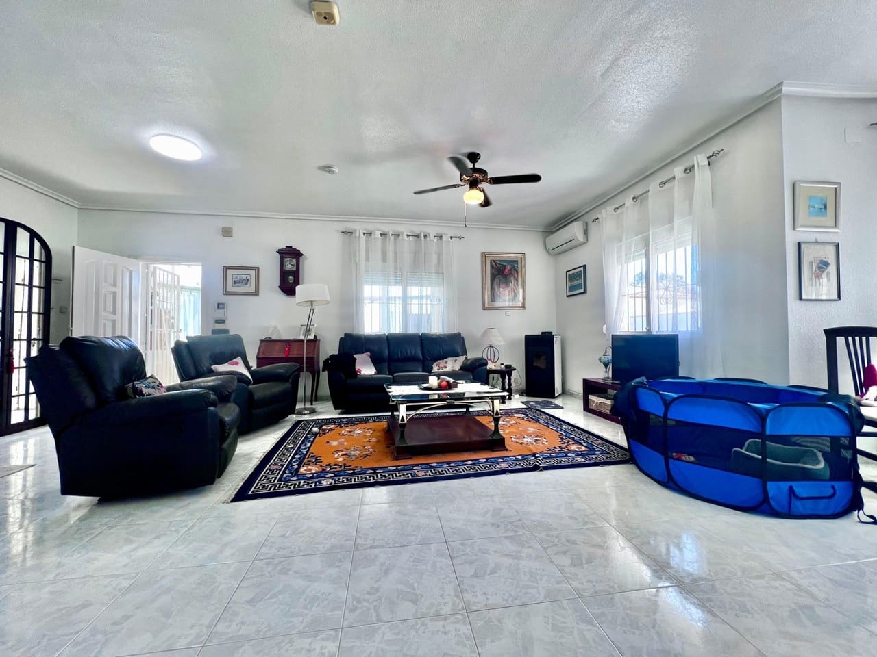 4 soveværelse Villa til salg i Orihuela Costa med swimmingpool - € 639.900 (Ref: 9683371)