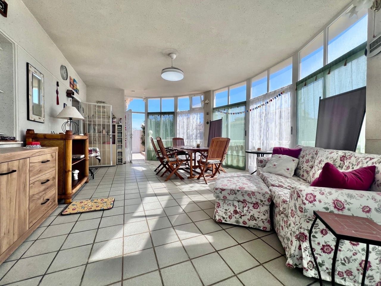 4 soveværelse Villa til salg i Orihuela Costa med swimmingpool - € 639.900 (Ref: 9683371)