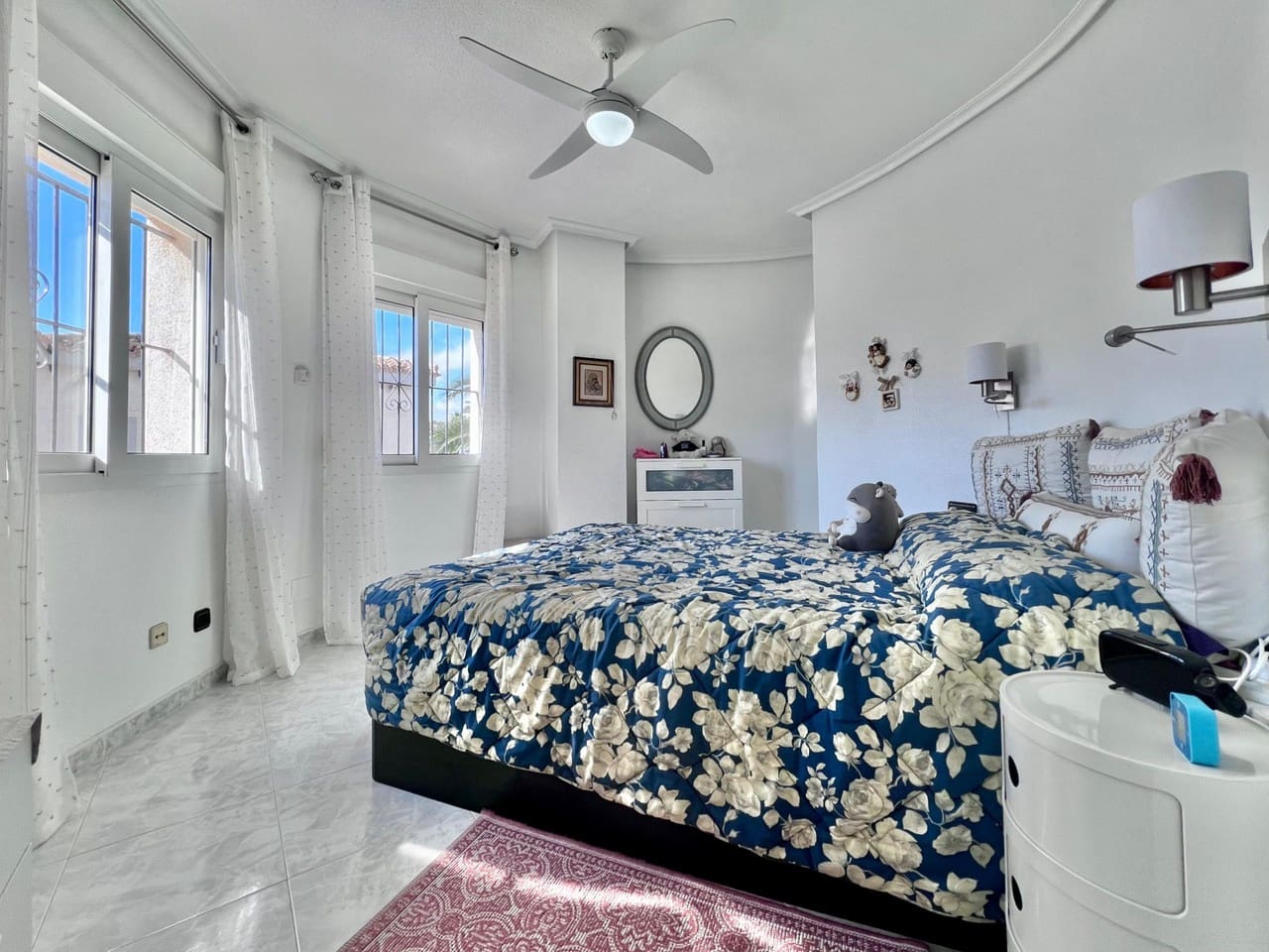 4 soveværelse Villa til salg i Orihuela Costa med swimmingpool - € 639.900 (Ref: 9683371)