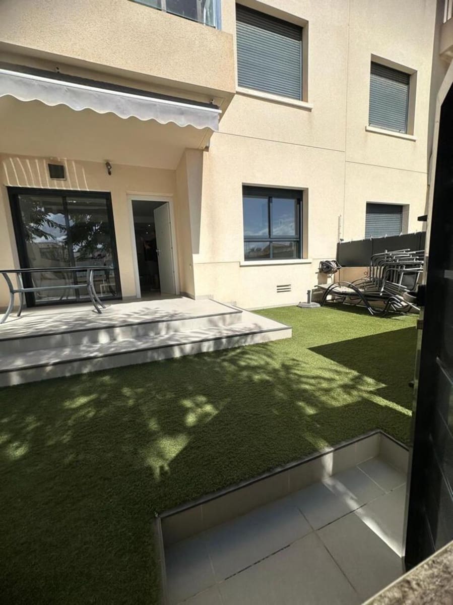 2 sovrum Lägenhet till salu i Pilar de la Horadada - 239 000 € (Ref: 9685997)