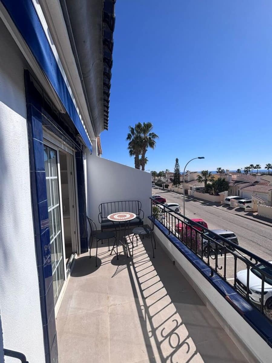 2 makuuhuone Kattohuoneisto myytävänä paikassa Orihuela Costa - 205 000 € (Ref: 9690006)