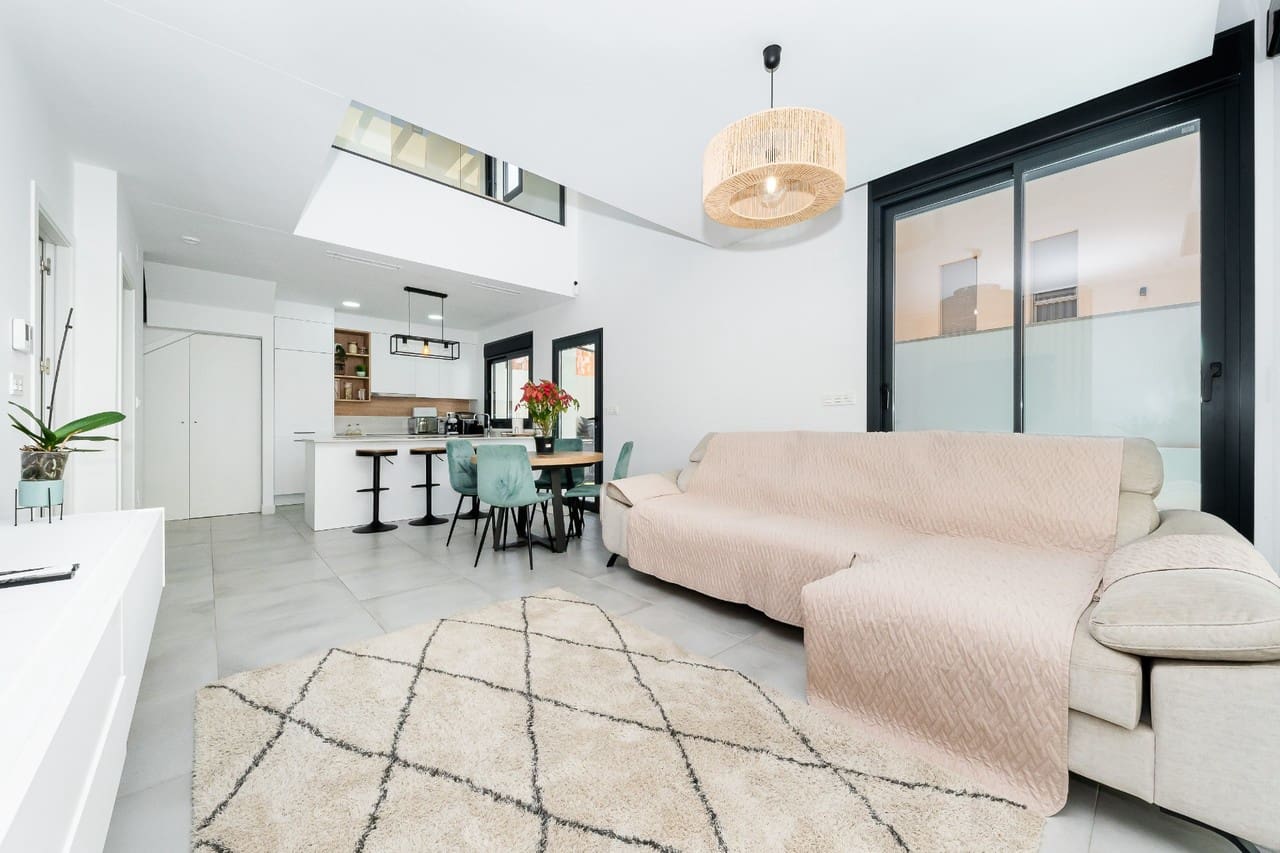 3 soverom Villa til salgs i Los Montesinos med svømmebasseng garasje - € 420 000 (Ref: 9690012)