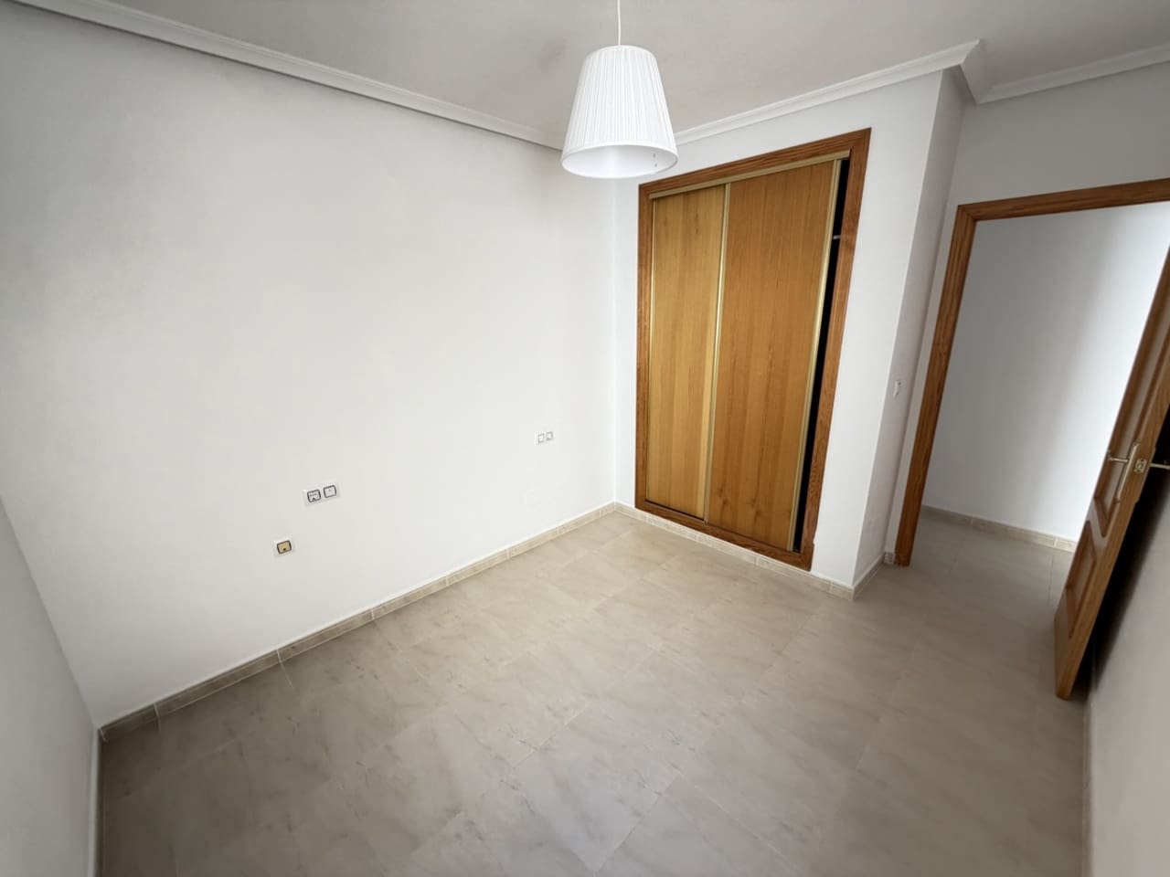 2 soveværelse Lejlighed til salg i Los Montesinos - € 119.995 (Ref: 9690014)