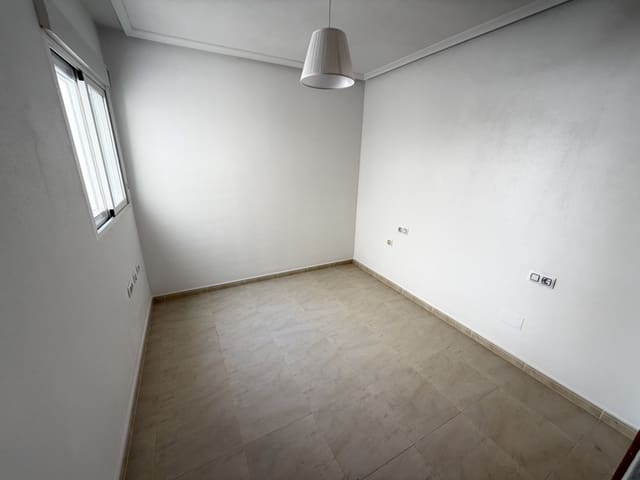 2 soveværelse Lejlighed til salg i Los Montesinos - € 119.995 (Ref: 9690014)