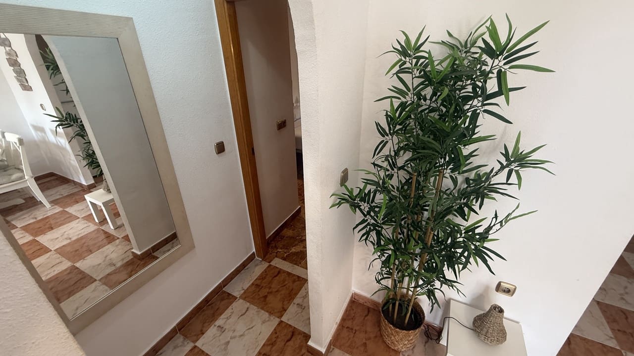 2 bedroom Apartment for sale in Villamartin with pool - € 149,995 (Ref: 9694673)