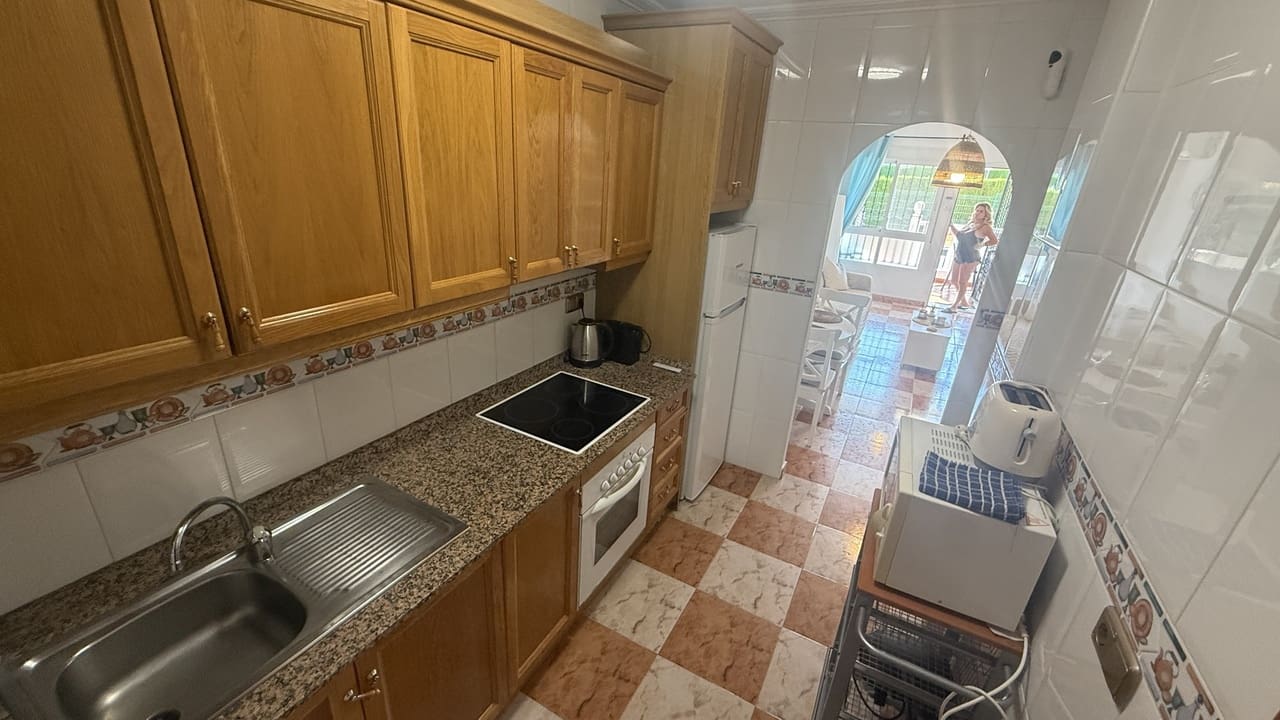 2 bedroom Apartment for sale in Villamartin with pool - € 149,995 (Ref: 9694673)