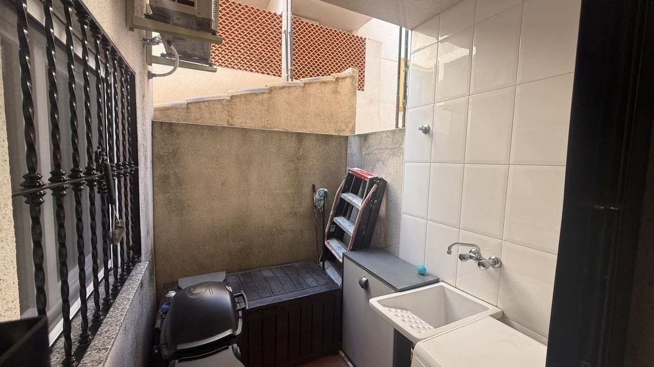 2 bedroom Apartment for sale in Villamartin with pool - € 149,995 (Ref: 9694673)