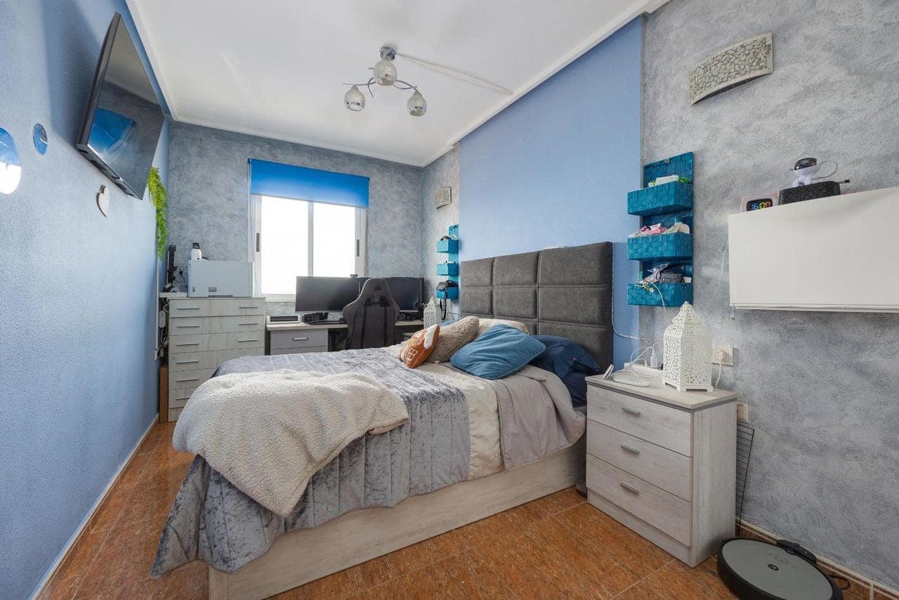 2 sypialnia Apartament na sprzedaż w Torrevieja z basenem - 184 969 € (Ref: 9694674)