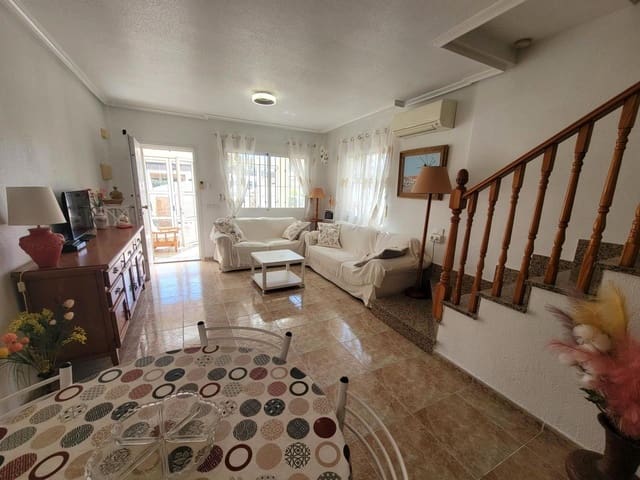 4 soverom Hus til salgs i Pilar de la Horadada ciudad, Pilar de la Horadada - € 272 580 (Ref: 9694675)