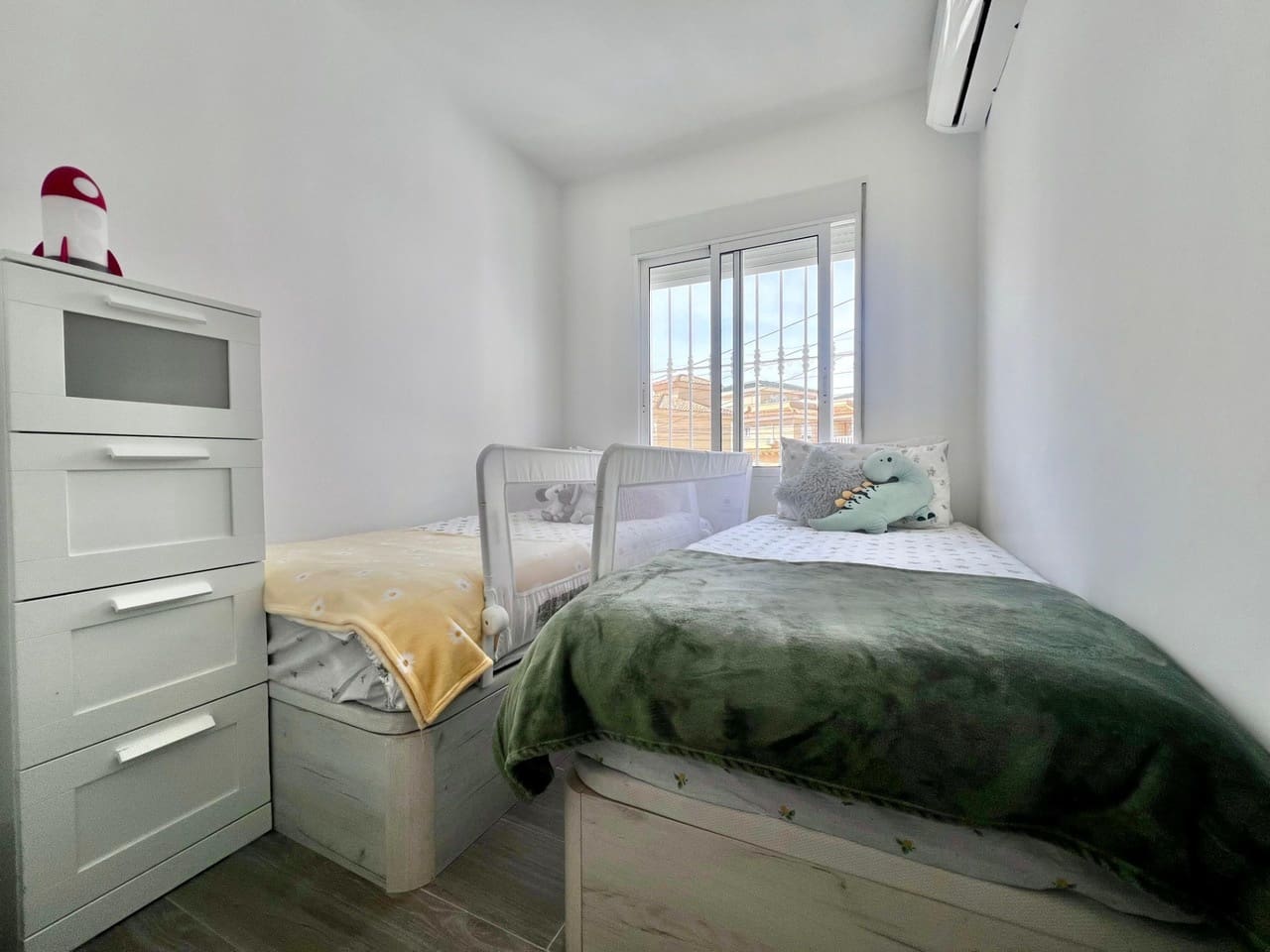 5 quarto Moradia para venda em San Miguel de Salinas com piscina - 499 000 € (Ref: 9700410)