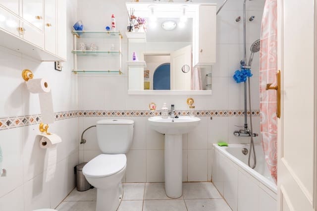 2 chambre Bungalow à vendre à Dehesa de Campoamor, Orihuela avec piscine - 160 000 € (Ref: 9700416)