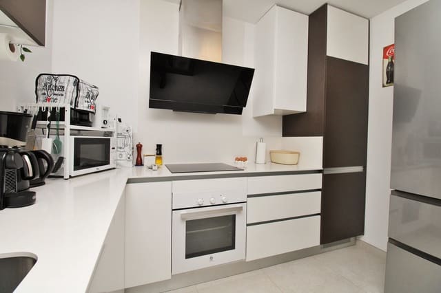 Casa de 2 habitaciones en Villamartin, Orihuela en venta con piscina - 294.990 € (Ref: 9704519)