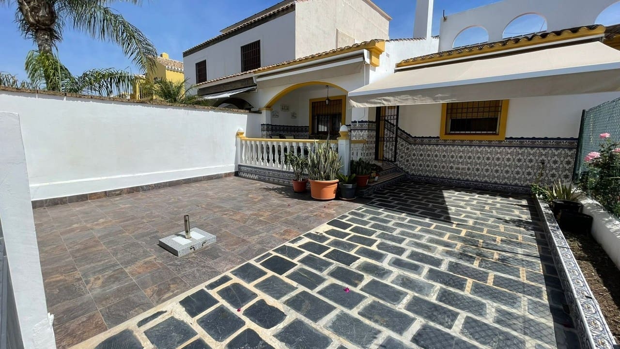 3 slaapkamer Villa te koop in Pilar de la Horadada - € 269.900 (Ref: 9704523)