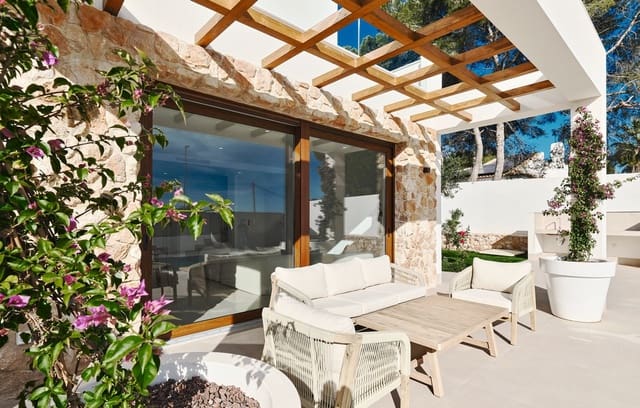 3 slaapkamer Villa te koop in Dehesa de Campoamor, Orihuela - € 760.000 (Ref: 9704525)