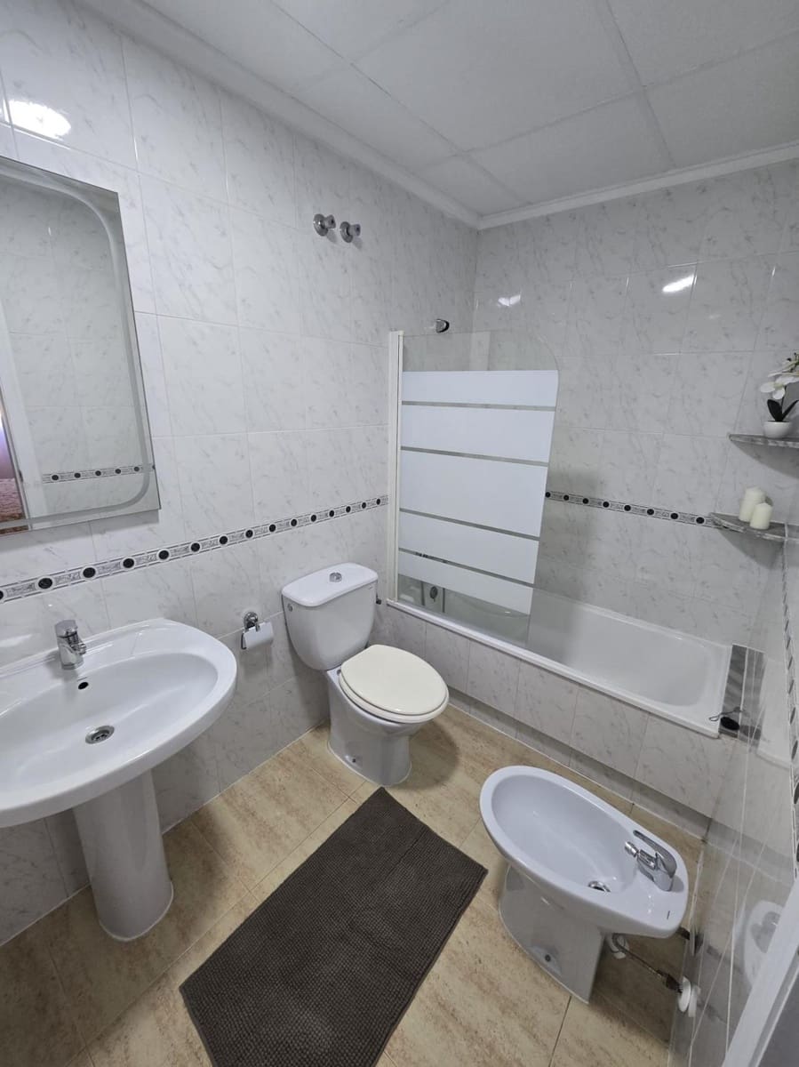 1 chambre Appartement à vendre à Torrevieja - 183 000 € (Ref: 9704529)