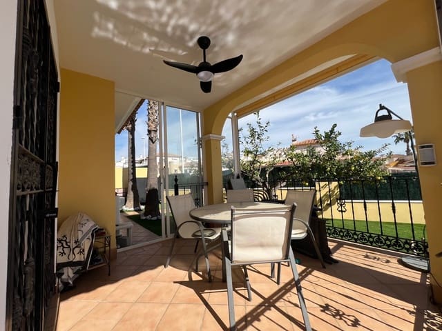 3 slaapkamer Villa te koop in Dehesa de Campoamor, Orihuela met zwembad garage - € 424.000 (Ref: 9714485)