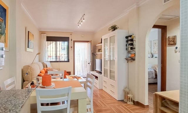 2 quarto Apartamento para venda em El Molino, Torrevieja - 175 000 € (Ref: 9714489)
