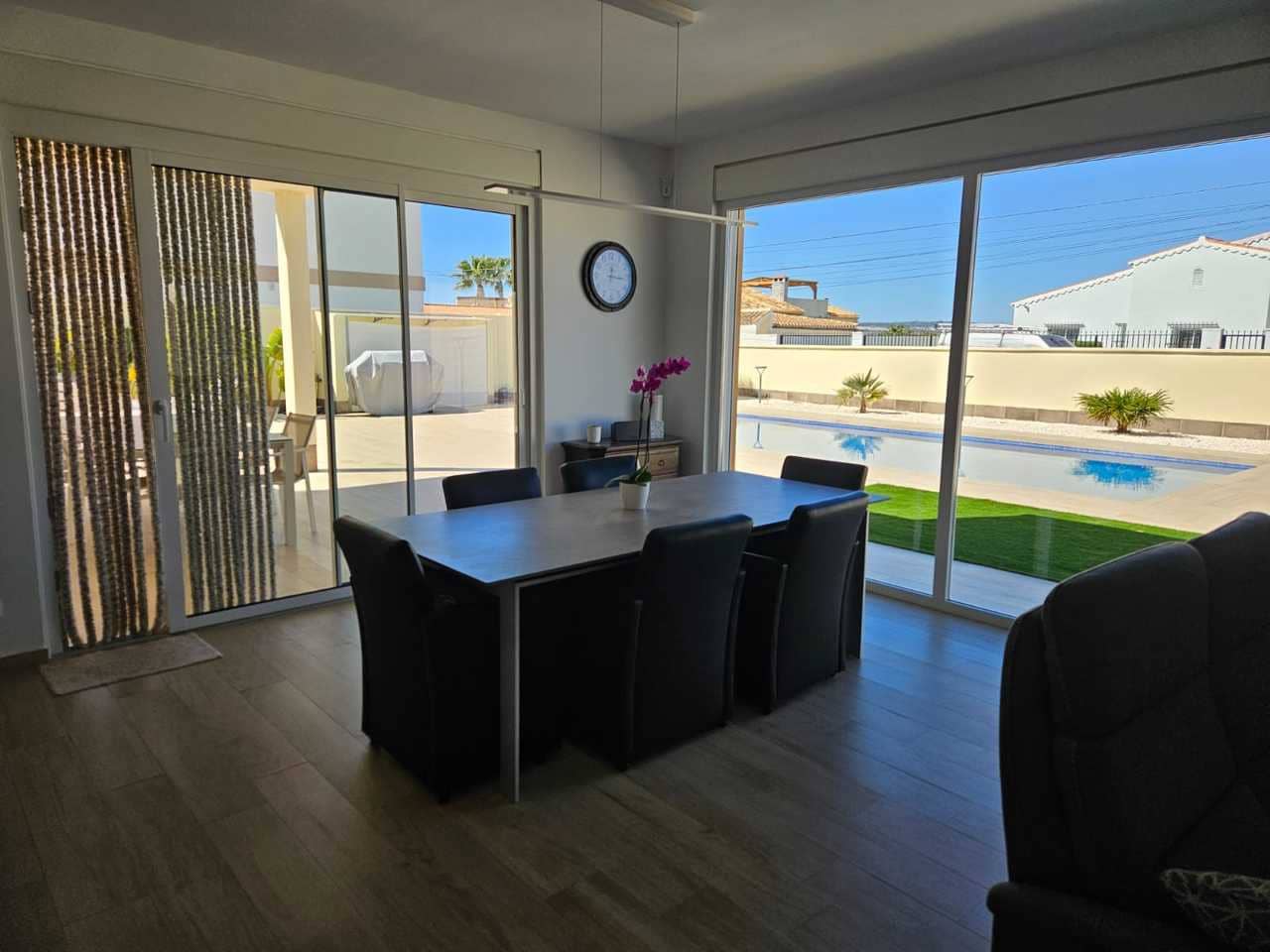 4 camera da letto Villa in vendita in Torrevieja con piscina garage - 780.000 € (Rif: 9719454)