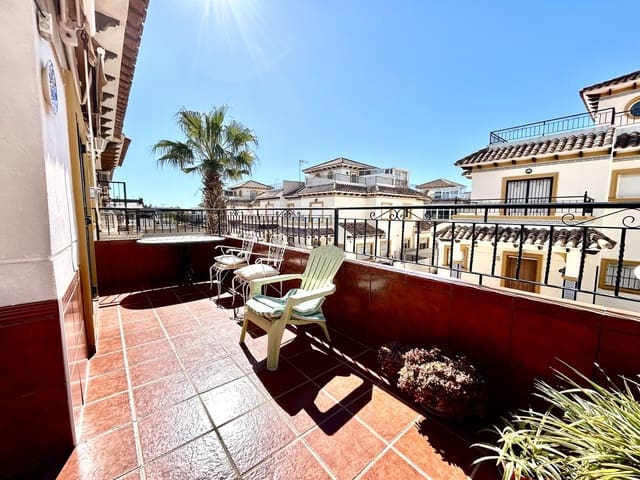 2 makuuhuone Kattohuoneisto myytävänä paikassa Playa Flamenca, Orihuela - 189 000 € (Ref: 9719462)