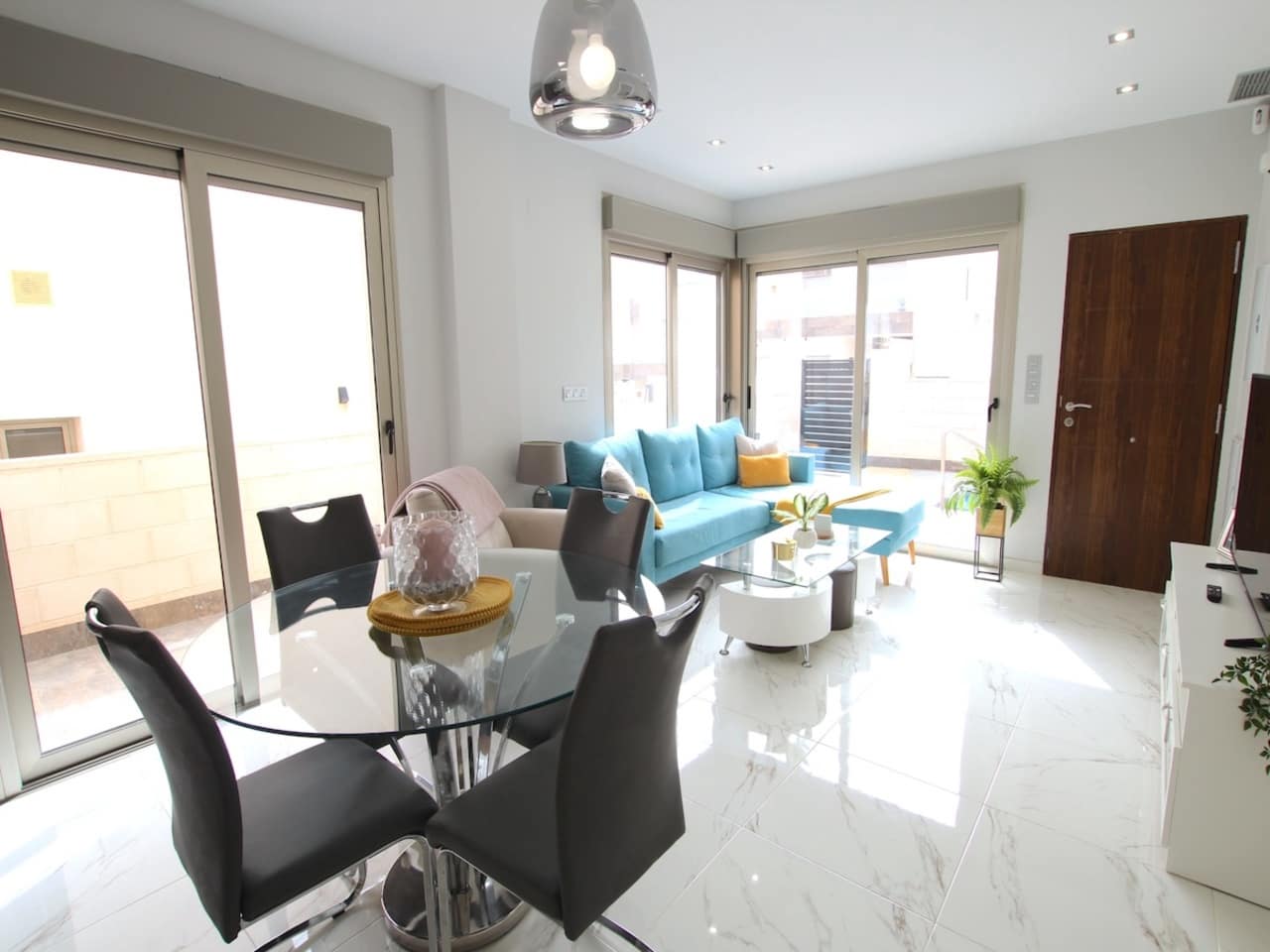 3 bedroom Villa for sale in Villamartin with pool - € 365,000 (Ref: 9721079)